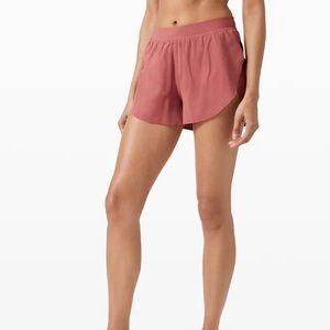 Lululemon Find Your Pace Short Lined 3”